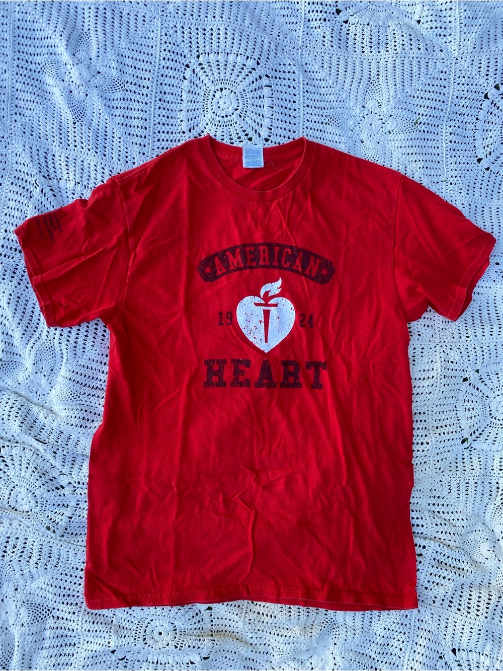 Delta Red Retro Graphic 'American Heart' Short Sleeve Tee